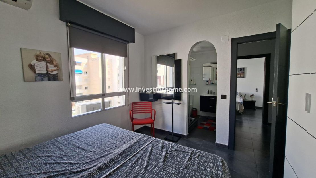 Verkoop - Appartement - Torrevieja - Centro