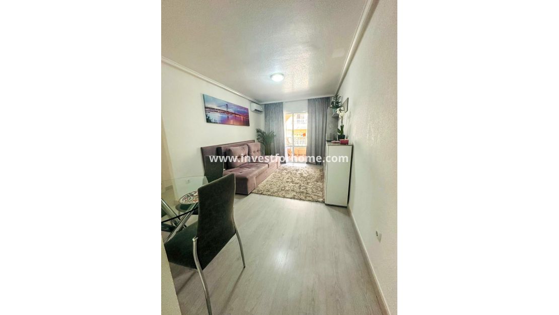 Verkoop - Appartement - Torrevieja - Centro