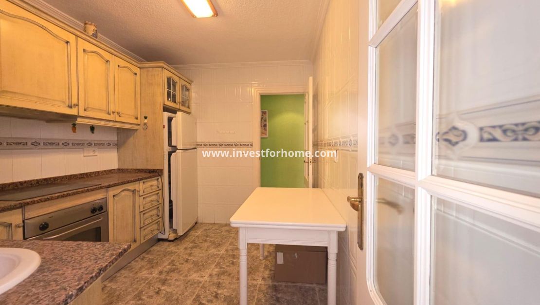 Verkoop - Appartement - Torrevieja - Centro