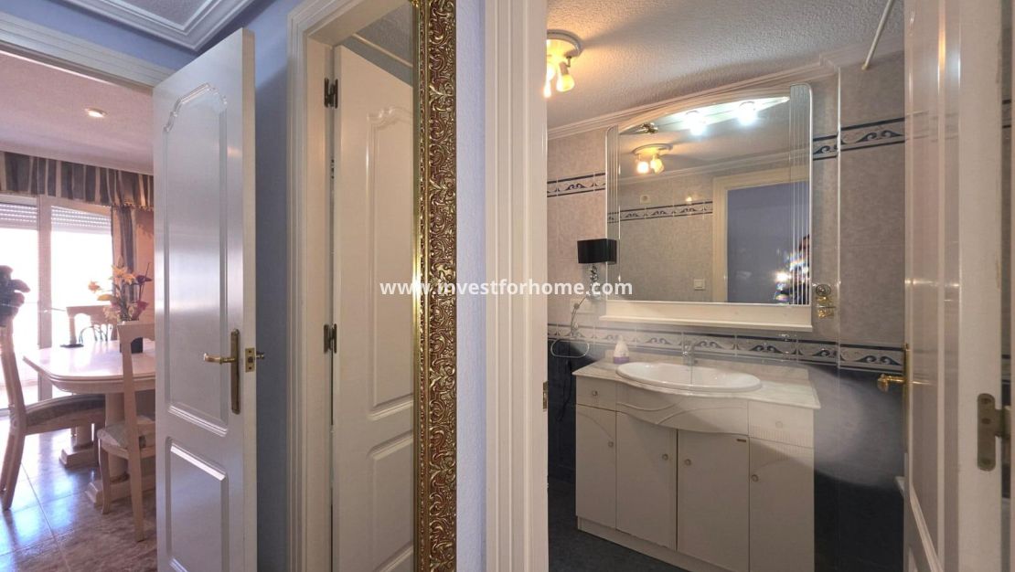 Verkoop - Appartement - Torrevieja - Centro