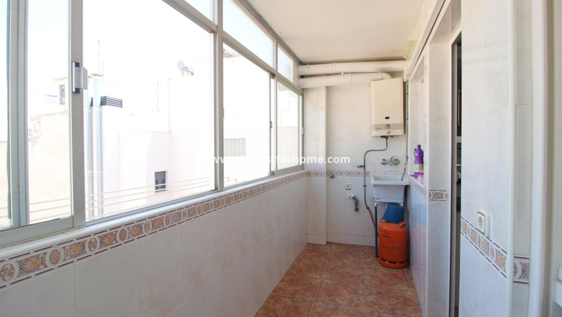 Verkoop - Appartement - Torrevieja - Centro