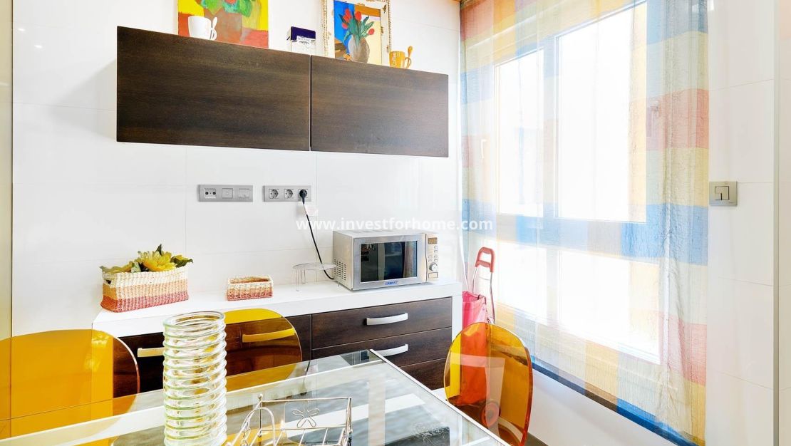 Verkoop - Appartement - Torrevieja - Centro