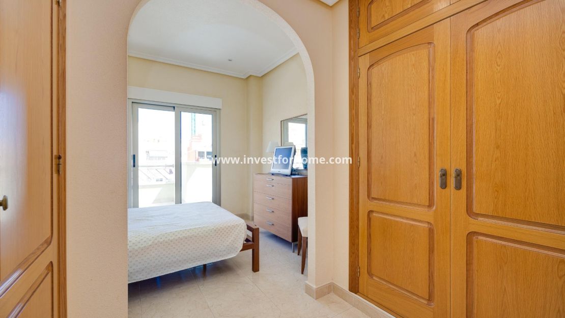 Verkoop - Appartement - Torrevieja - Centro