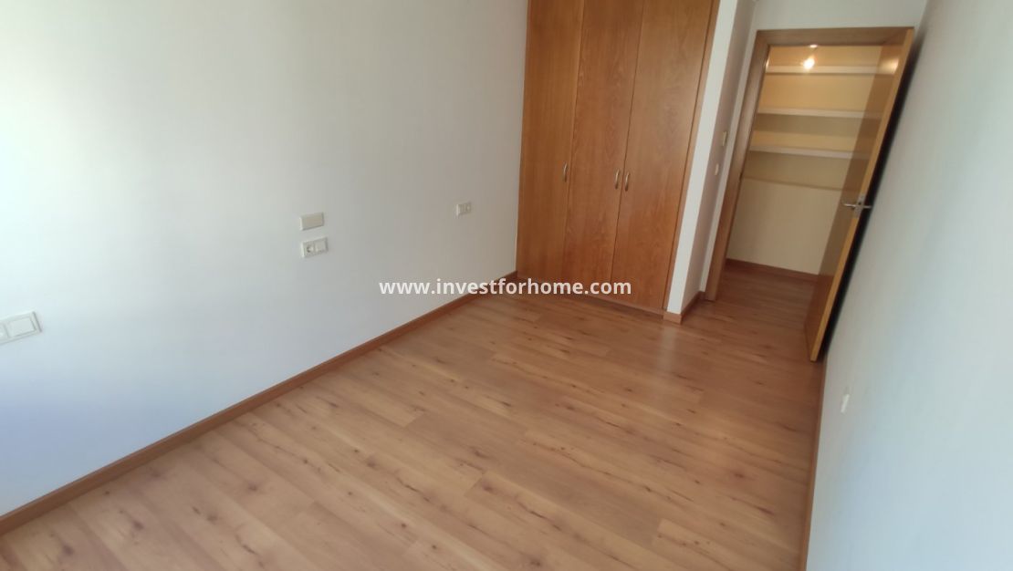 Verkoop - Appartement - Torrevieja - Centro