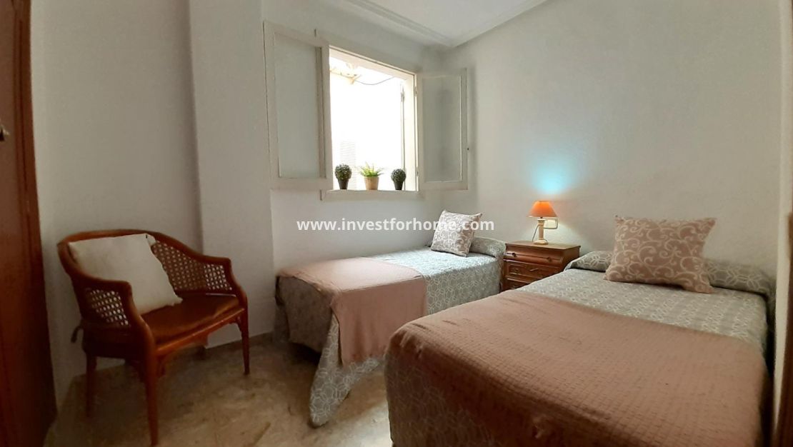 Verkoop - Appartement - Torrevieja - Centro