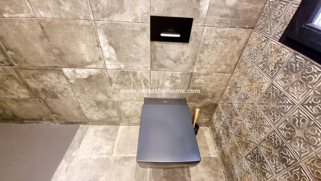 Verkoop - Appartement - Torrevieja - Centro