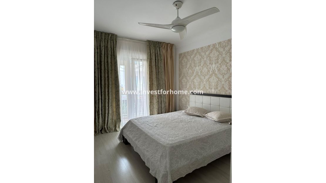 Verkoop - Appartement - Torrevieja - Centro