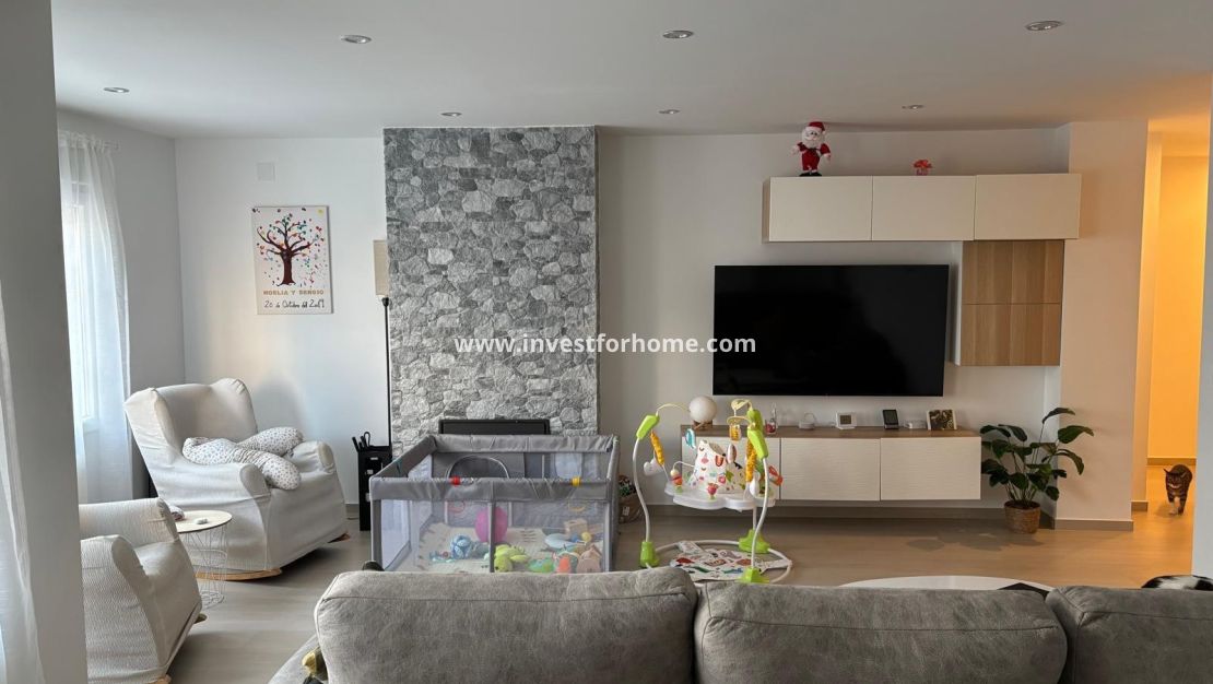 Verkoop - Appartement - Torrevieja - Centro