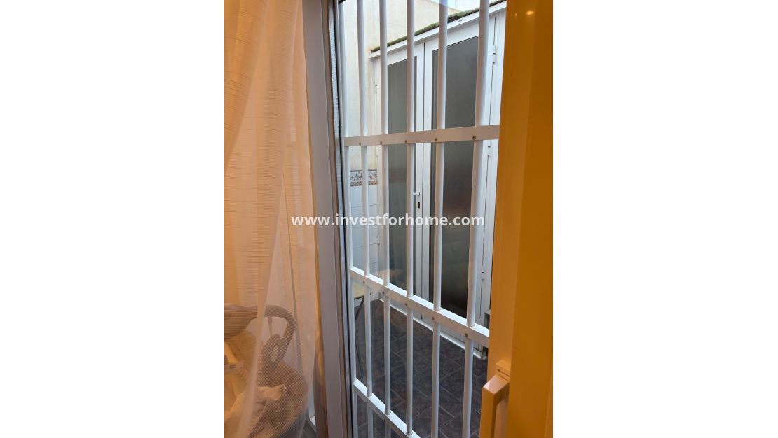 Verkoop - Appartement - Torrevieja - Centro