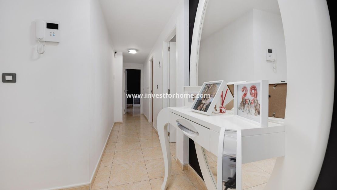 Verkoop - Appartement - Torrevieja - Centro