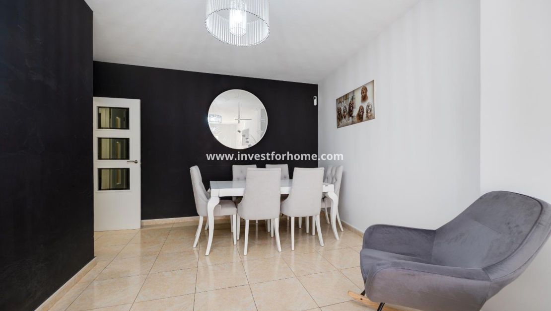 Verkoop - Appartement - Torrevieja - Centro