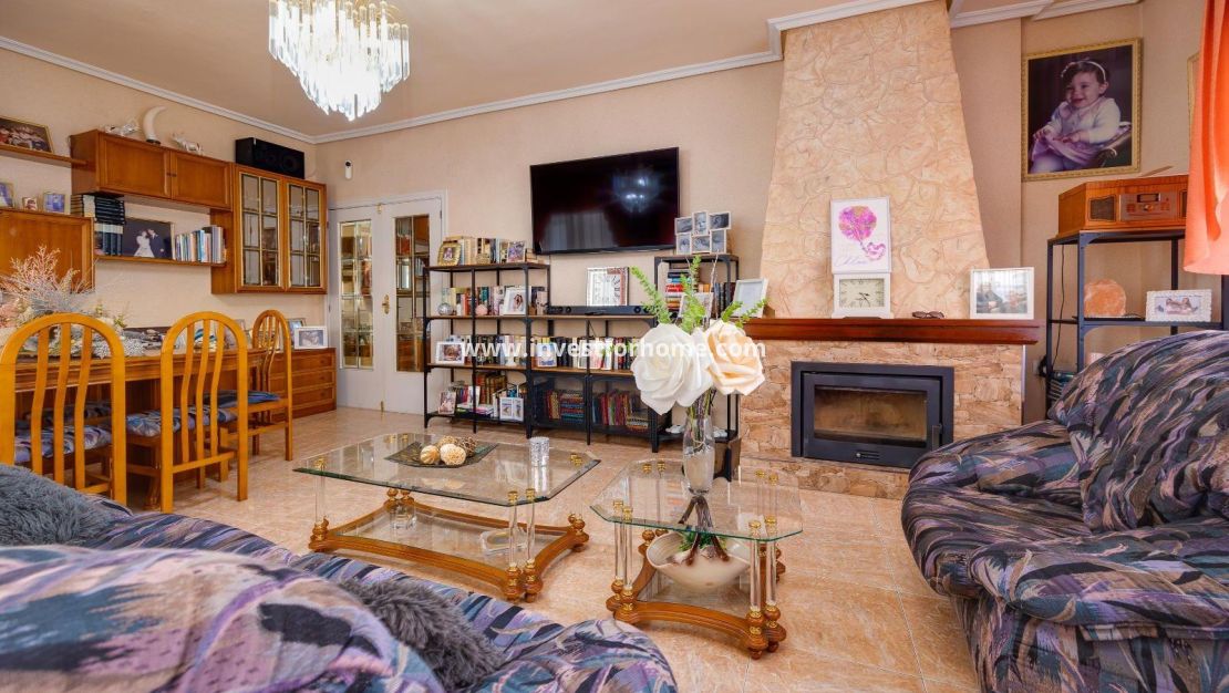 Verkoop - Appartement - Torrevieja - Centro