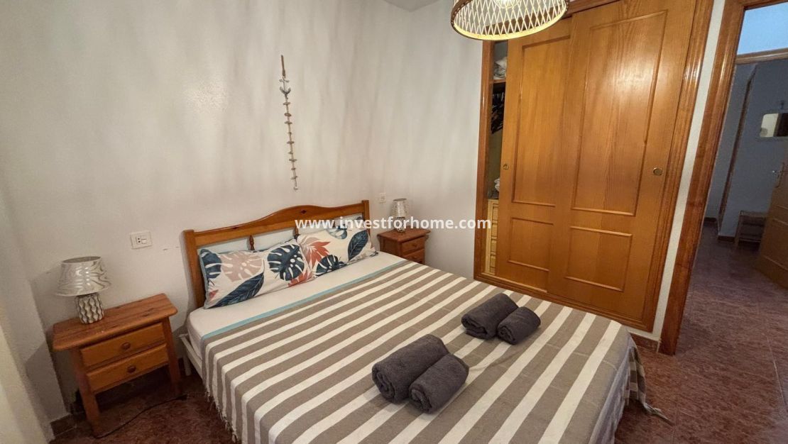 Verkoop - Appartement - Torrevieja - Centro