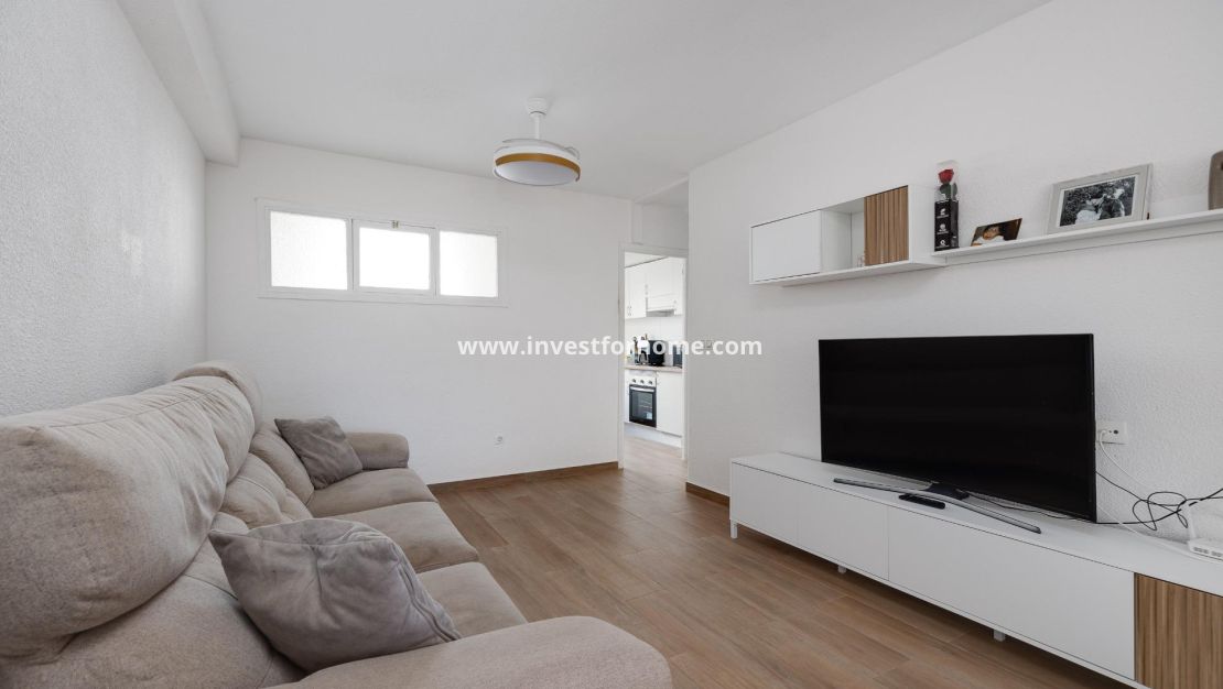 Verkoop - Appartement - Torrevieja - Centro