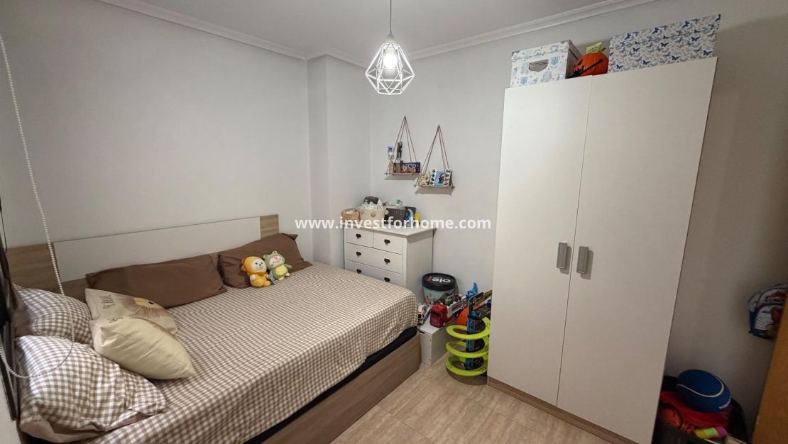 Verkoop - Appartement - Torrevieja - Centro