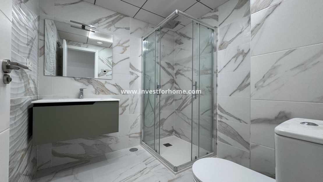 Verkoop - Appartement - Torrevieja - Centro