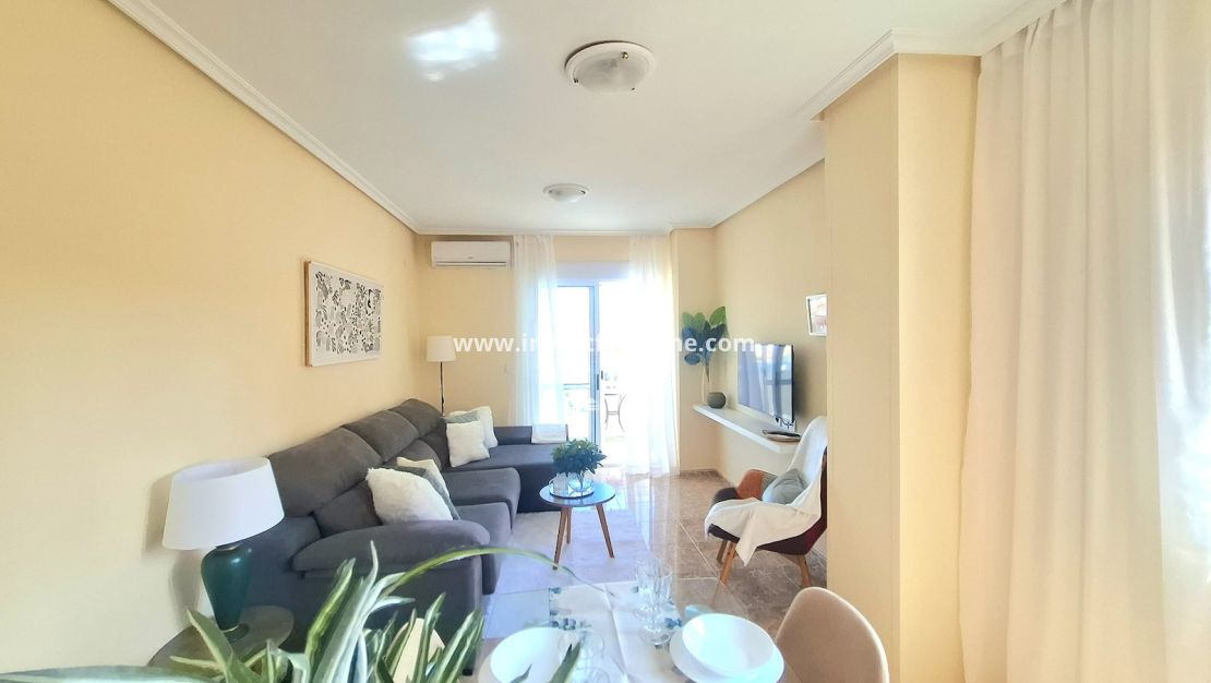Verkoop - Appartement - Torrevieja - Centro