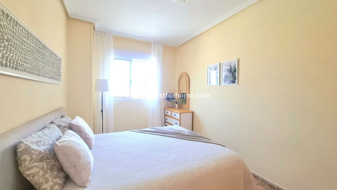 Verkoop - Appartement - Torrevieja - Centro