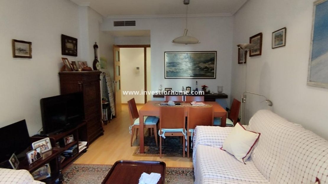 Verkoop - Appartement - Torrevieja - Centro