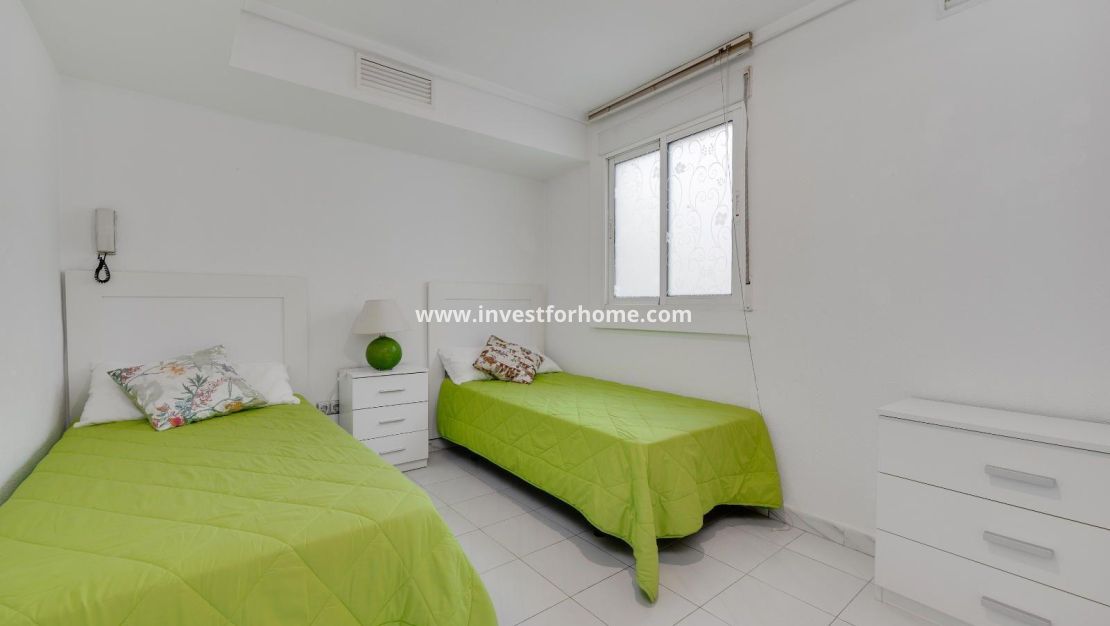 Verkoop - Appartement - Torrevieja - Centro