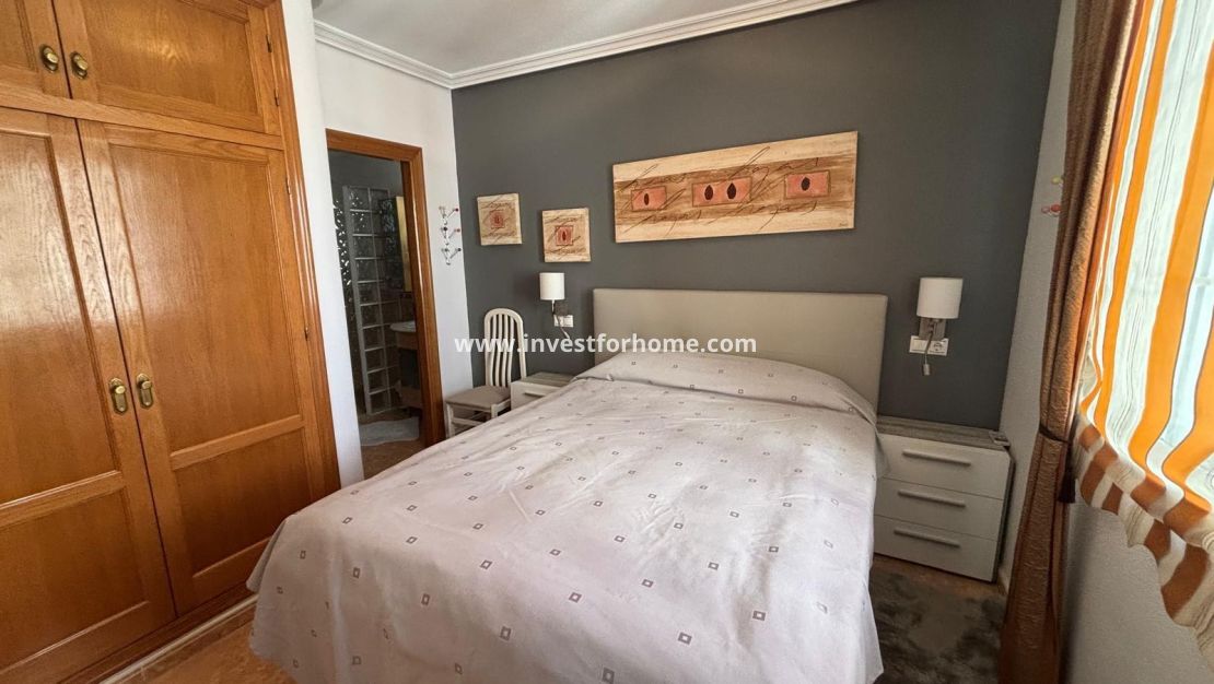 Verkoop - Appartement - Torrevieja - Centro