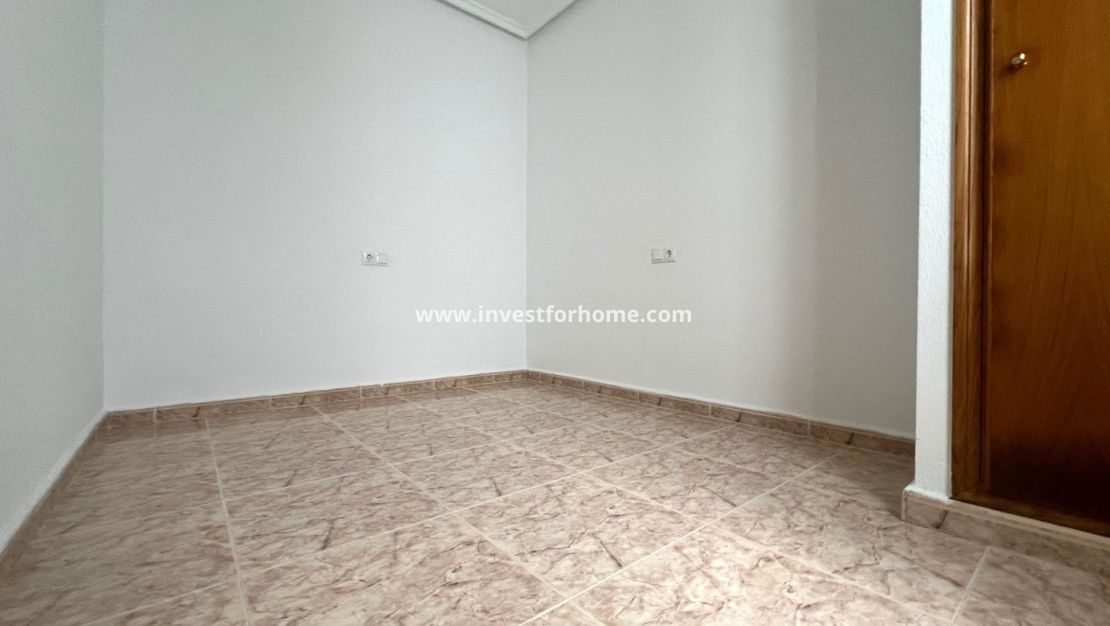 Verkoop - Appartement - Torrevieja - Centro