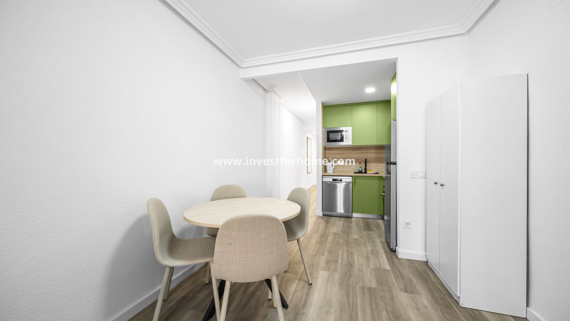 Verkoop - Appartement - Torrevieja - Centro