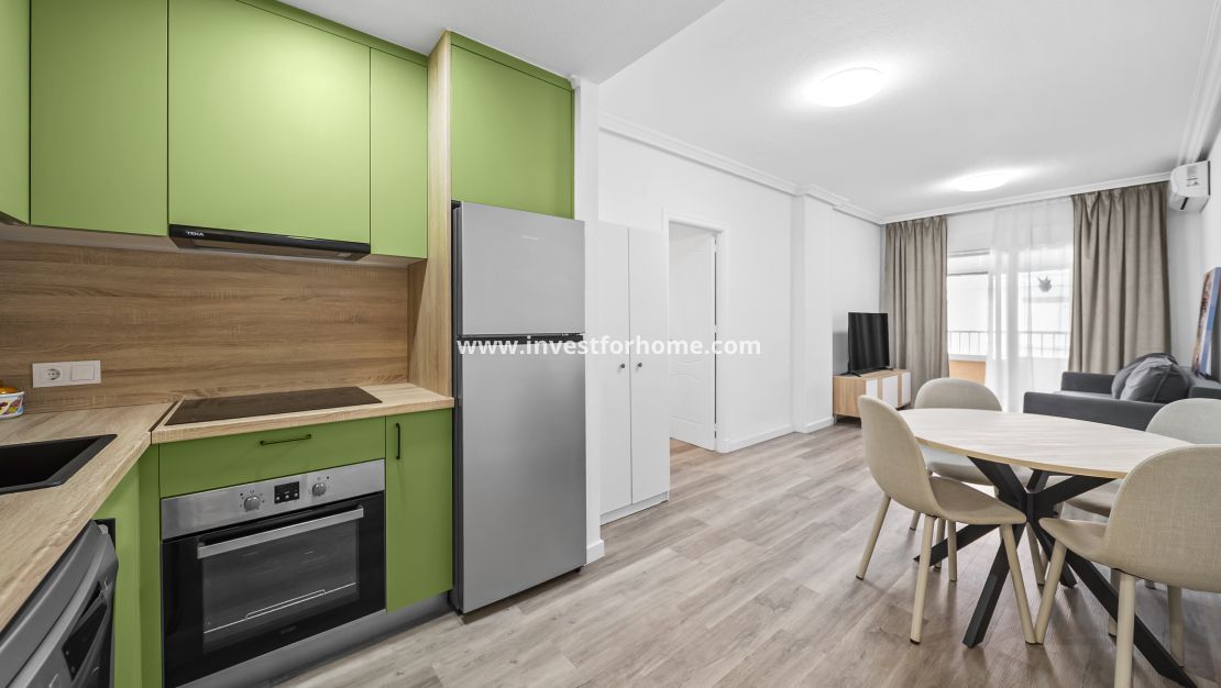 Verkoop - Appartement - Torrevieja - Centro