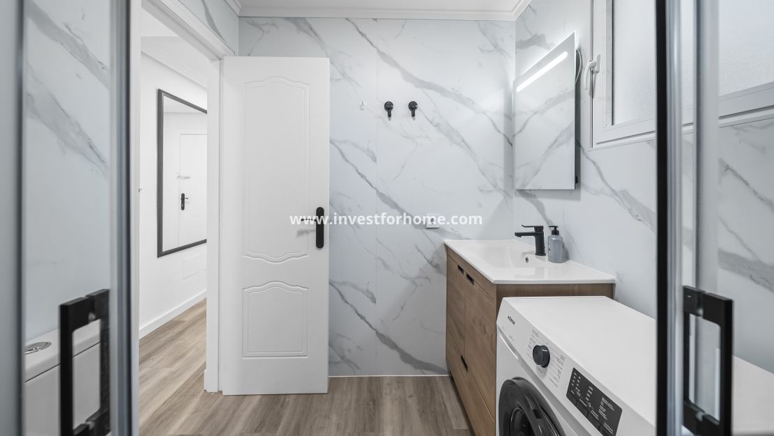 Verkoop - Appartement - Torrevieja - Centro