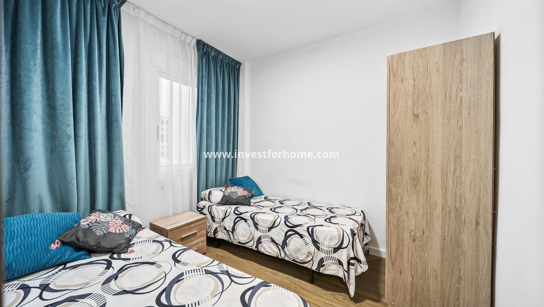 Verkoop - Appartement - Torrevieja - Centro