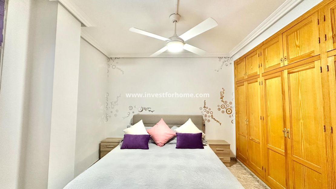 Verkoop - Appartement - Torrevieja - Centro