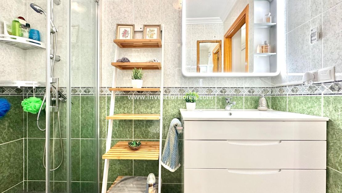 Verkoop - Appartement - Torrevieja - Centro