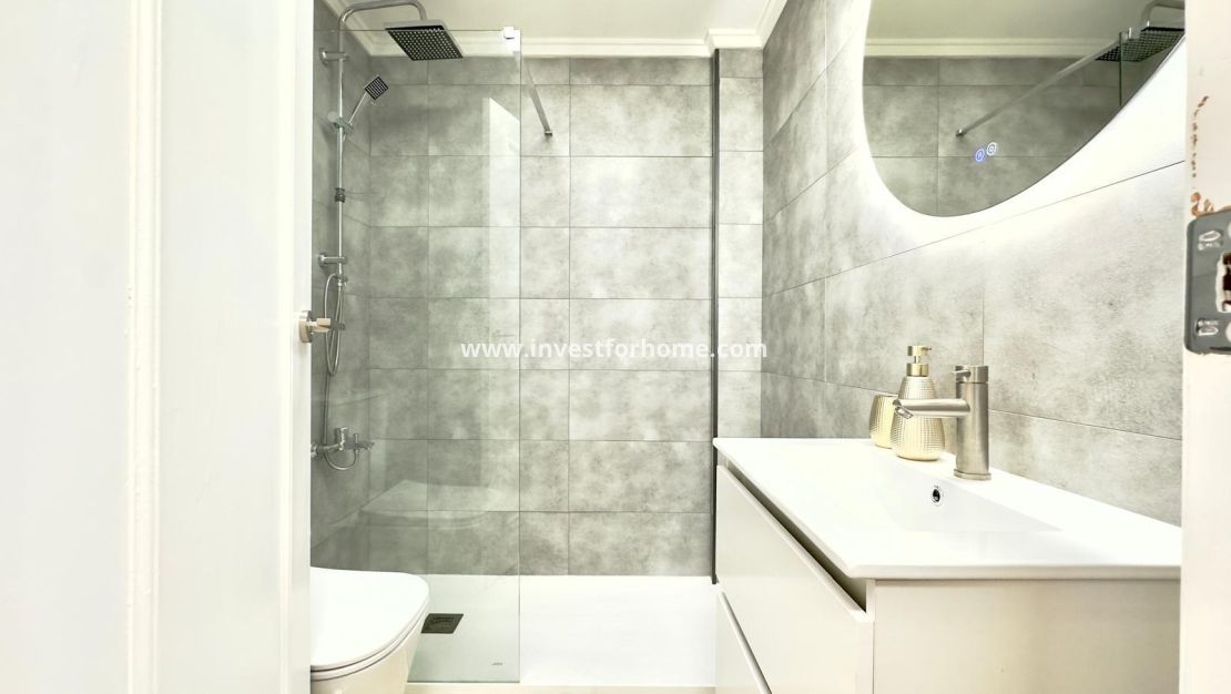 Verkoop - Appartement - Torrevieja - Centro