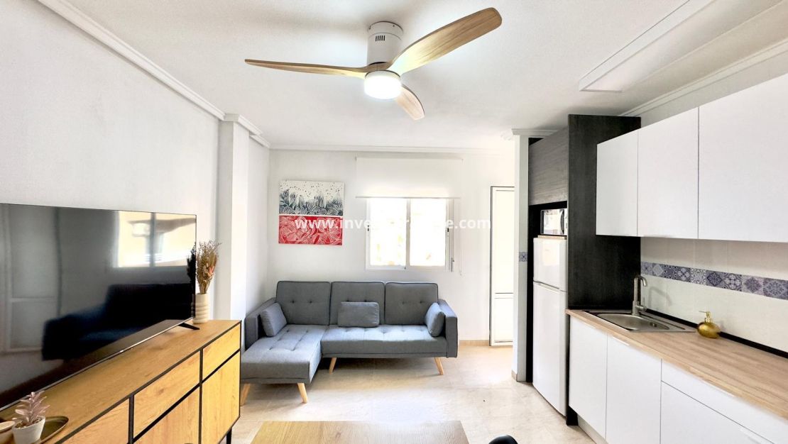 Verkoop - Appartement - Torrevieja - Centro