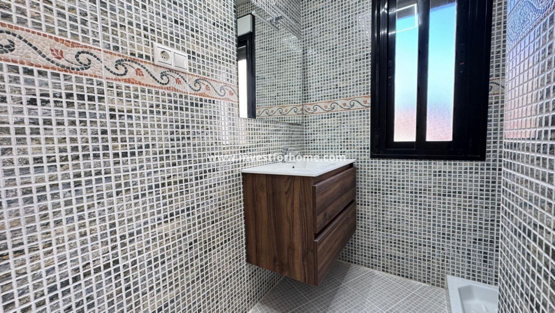 Verkoop - Appartement - Torrevieja - Centro