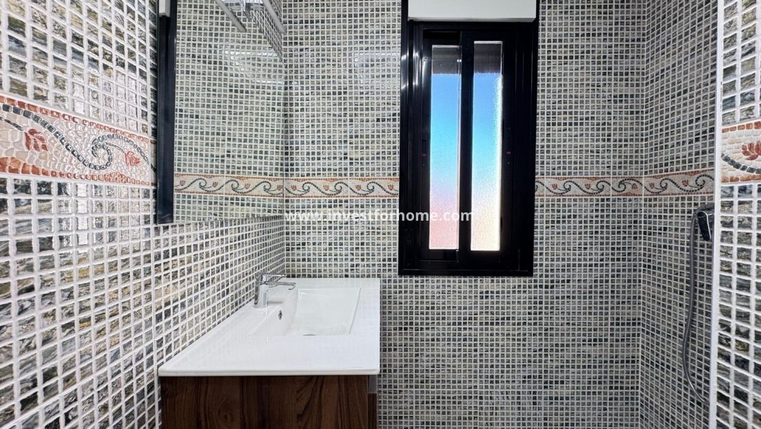 Verkoop - Appartement - Torrevieja - Centro