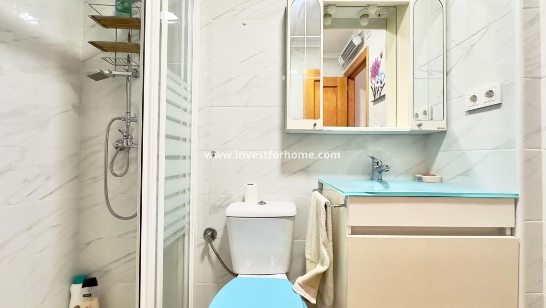 Verkoop - Appartement - Torrevieja - Centro