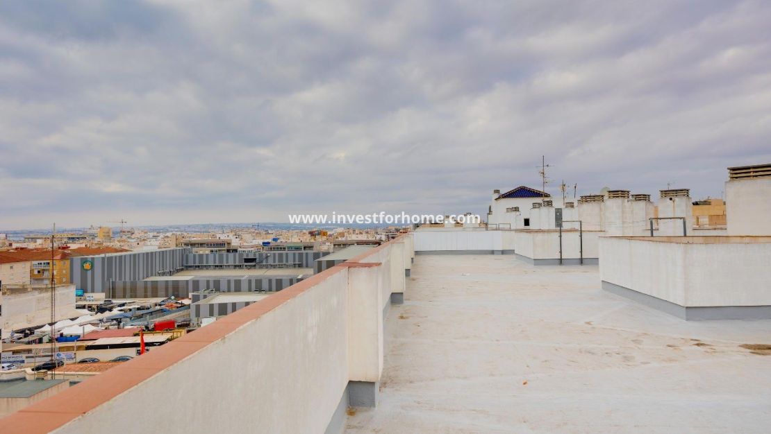 Verkoop - Appartement - Torrevieja - Centro