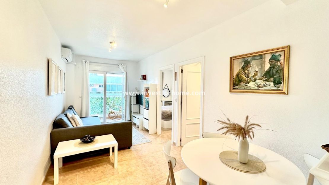 Verkoop - Appartement - Torrevieja - Centro