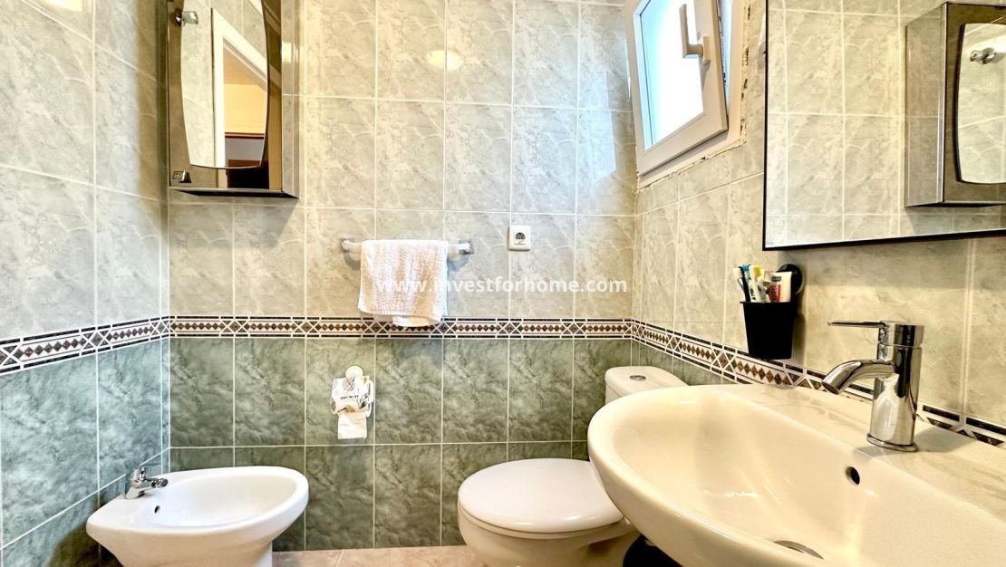 Verkoop - Appartement - Torrevieja - Centro