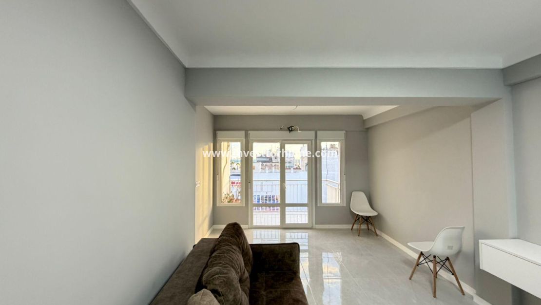 Verkoop - Appartement - Torrevieja - Centro