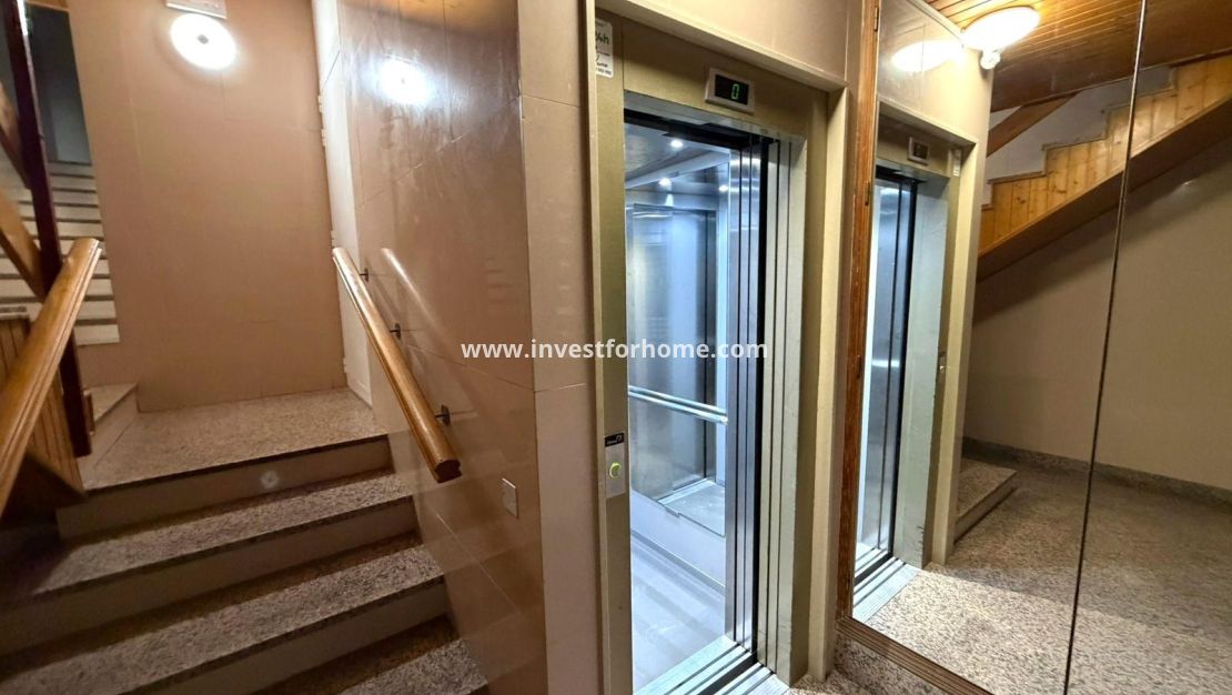 Verkoop - Appartement - Torrevieja - Centro