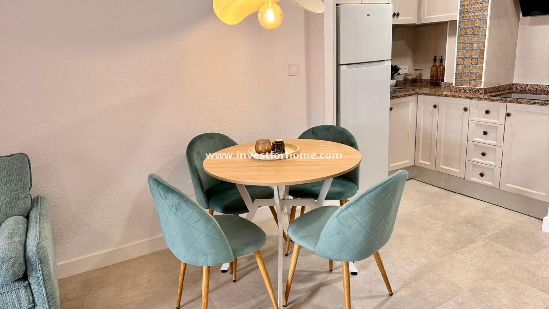 Verkoop - Appartement - Torrevieja - Centro