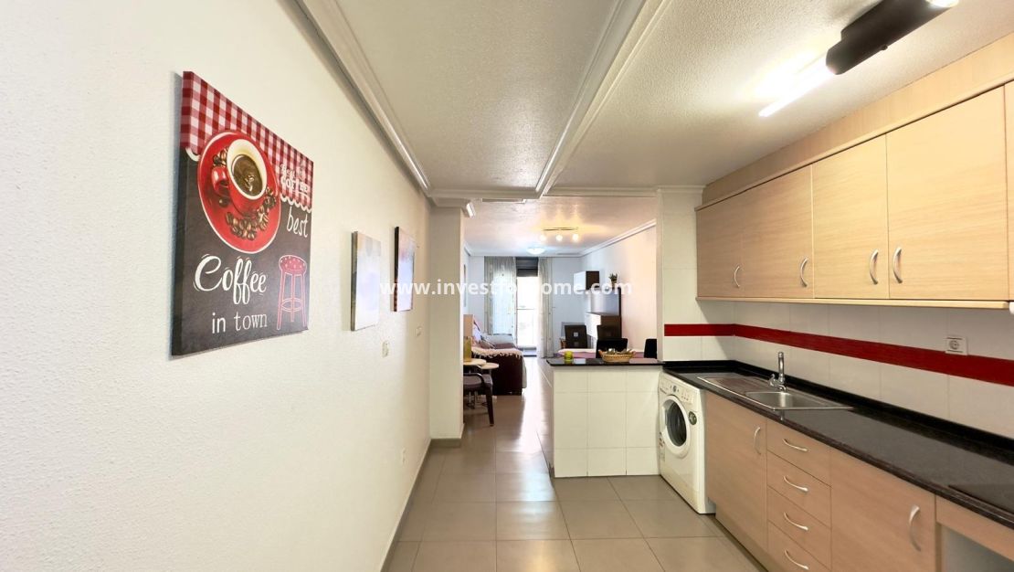 Verkoop - Appartement - Torrevieja - Centro