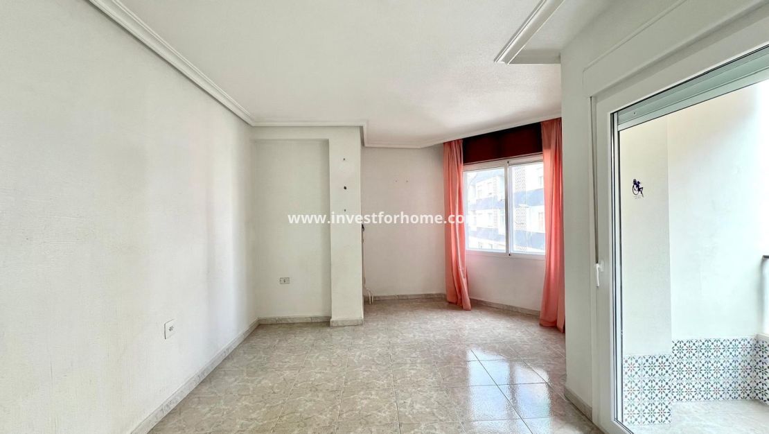 Verkoop - Appartement - Torrevieja - Centro