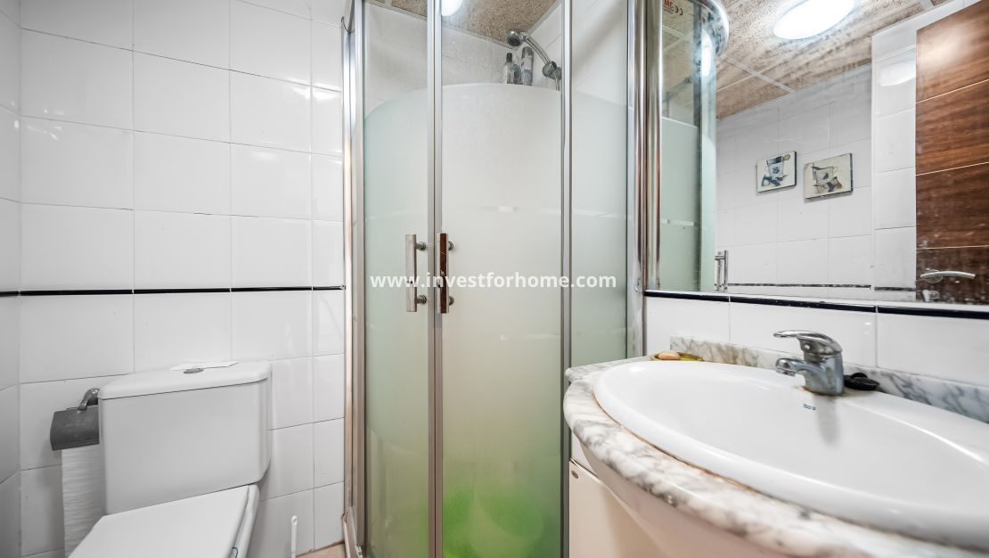 Verkoop - Appartement - Torrevieja - Centro