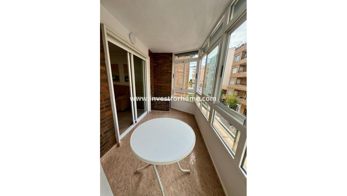 Verkoop - Appartement - Torrevieja - Centro