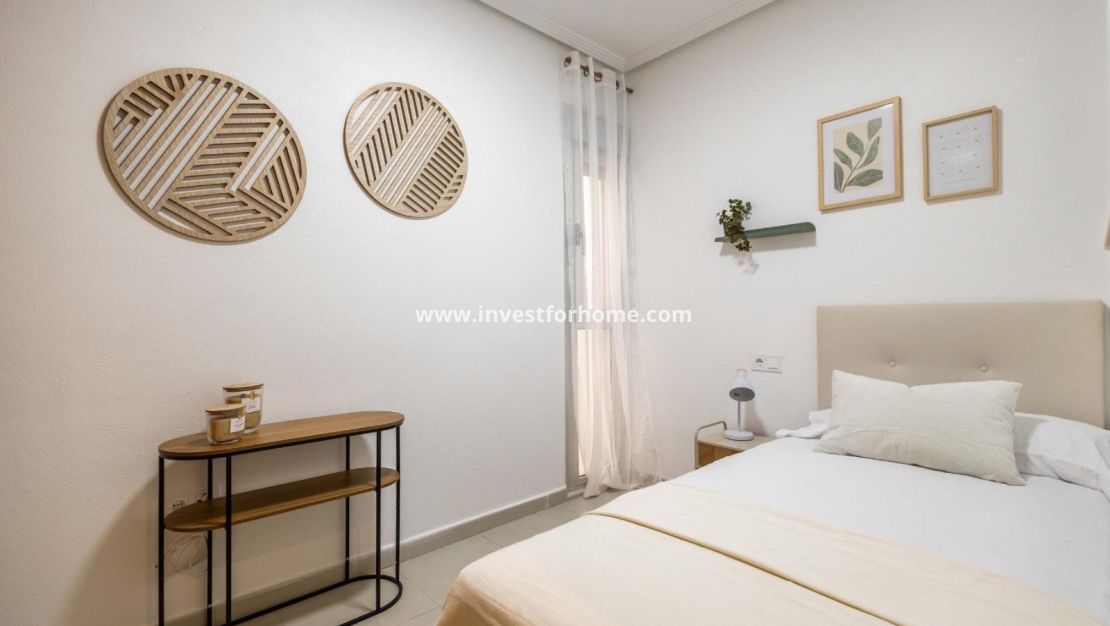 Verkoop - Appartement - Torrevieja - Centro