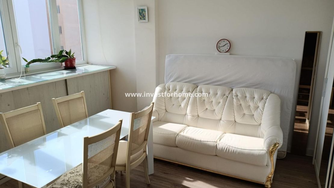 Verkoop - Appartement - Torrevieja - Centro