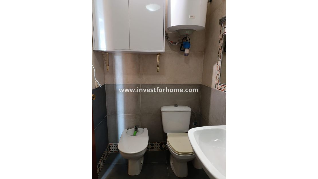 Verkoop - Appartement - Torrevieja - Centro